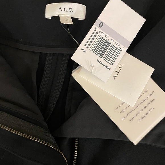 A.L.C - pleated trouser short - Picture 4 of 6